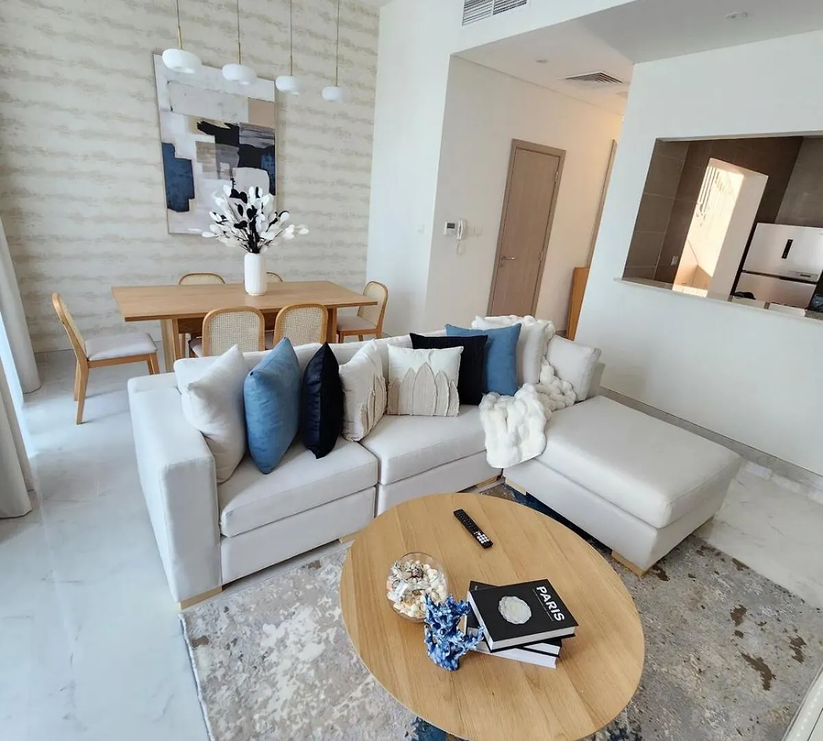 Nasma Luxury Stays - Lakeside Retreat, Stylish & Cozy Villa Stay Рас-эль-Хайма Апартаменты