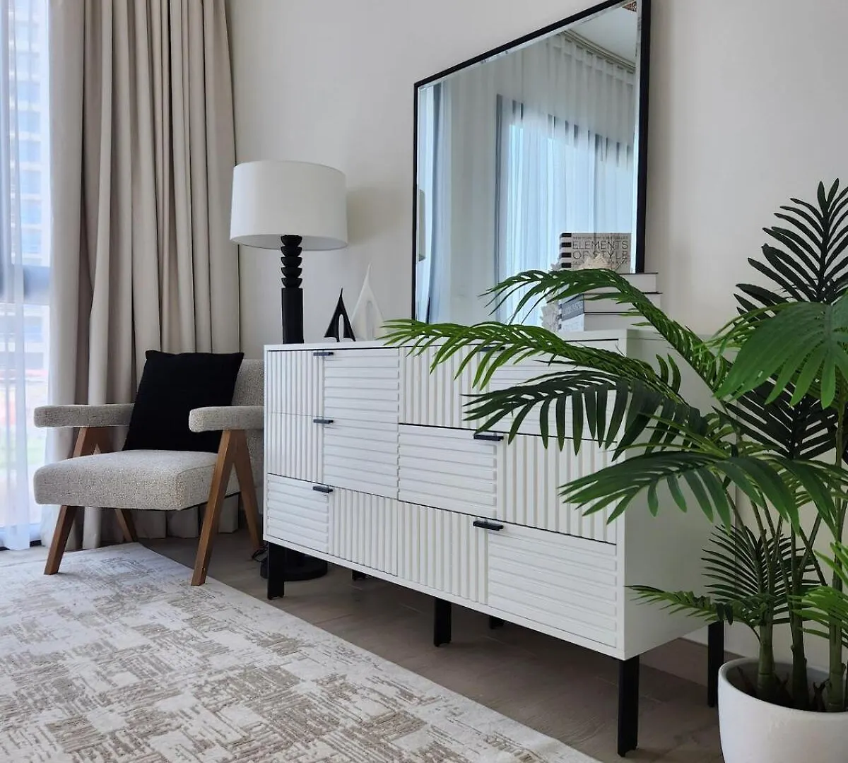 Nasma Luxury Stays - Lakeside Retreat, Stylish & Cozy Villa Stay Рас-эль-Хайма Апартаменты