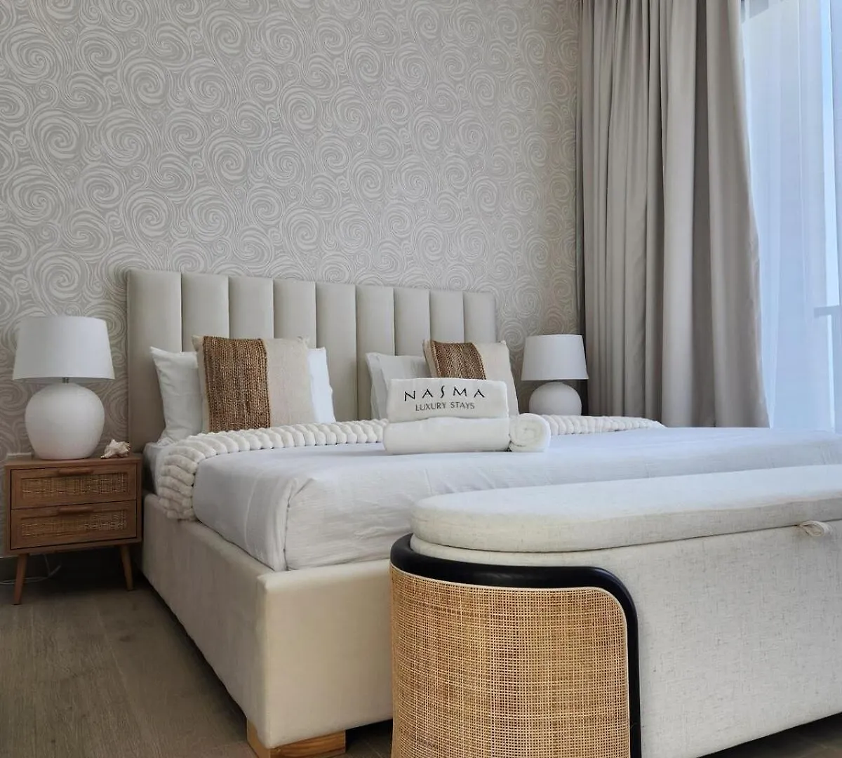 Nasma Luxury Stays - Lakeside Retreat, Stylish & Cozy Villa Stay Рас-эль-Хайма Апартаменты